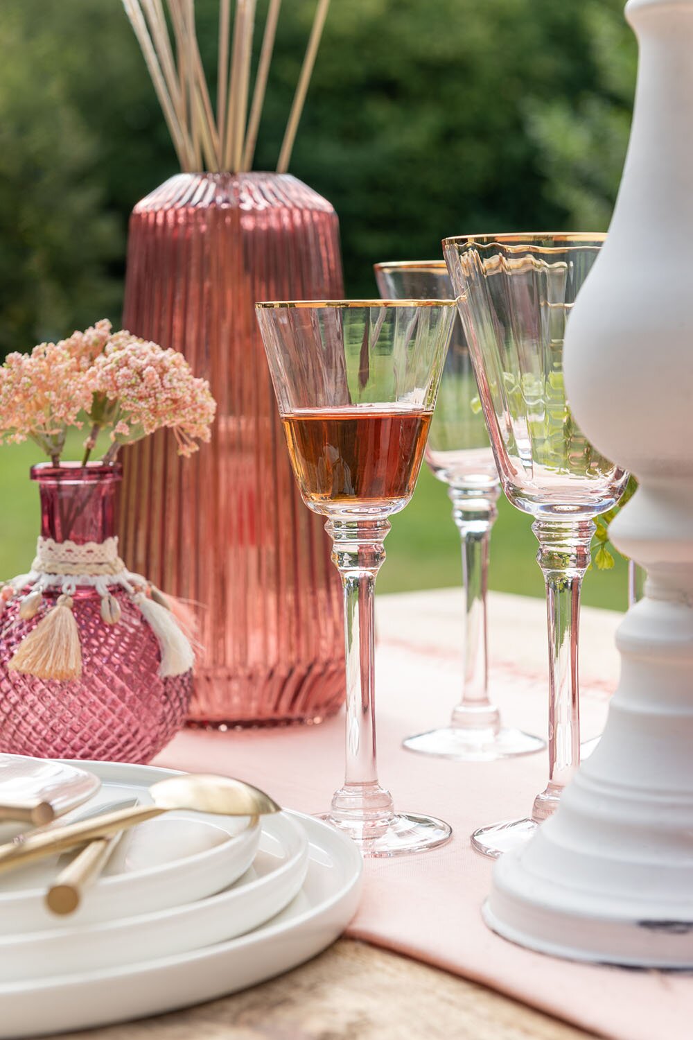 J-Line hvidt vinglas 20 cl med guldkant, transparent/guld