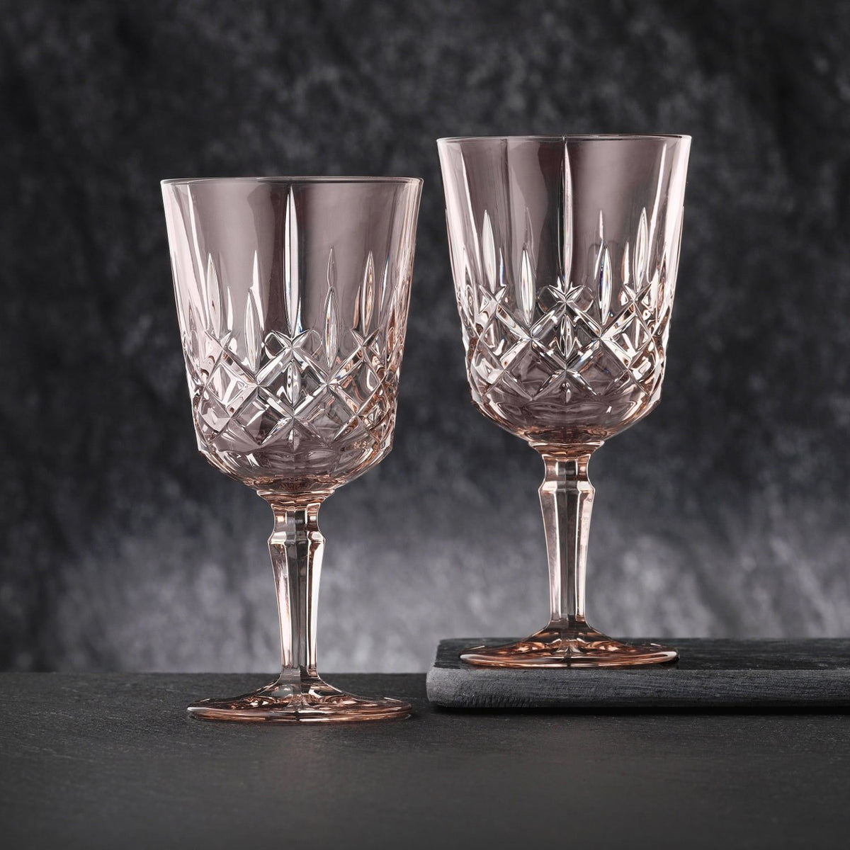 Nachtmann Noblesse Wijnglas 35,5 Cl Taupe - 2 Stuks - Glazen.nl